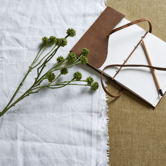 https://www.hill-interiors.com/images/giant/22631-c.jpg