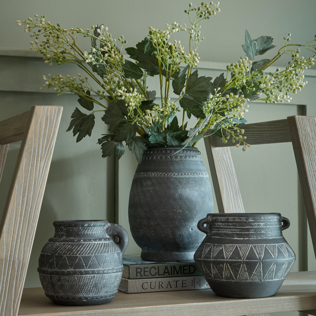 Etched Collection Vase in black, made from ceramic
