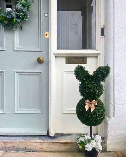 Artificial Green Bunny Tree Outdoor Decoration